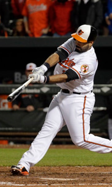 Alvarez sacrifice fly in 10th lifts Orioles over Yankees 1-0
